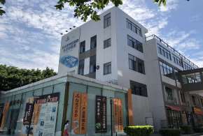 创意立体生态办公园区，拎包入驻，配套完善